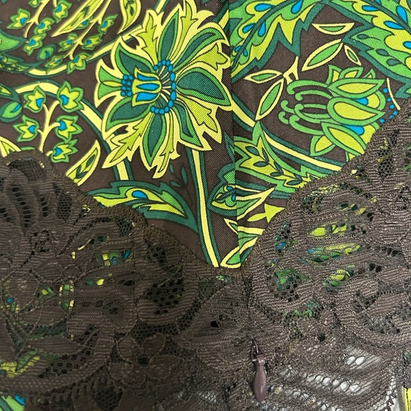 Banana Republic Silk Floral Laced Camisole NWOT Size 4 - Picture 4 of 7